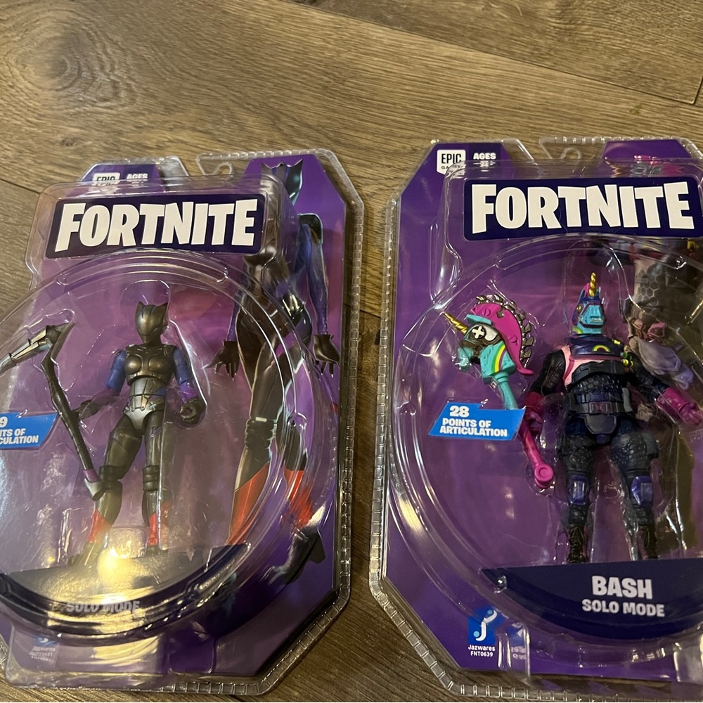2 Fortnite Figures Lynx & Bash New